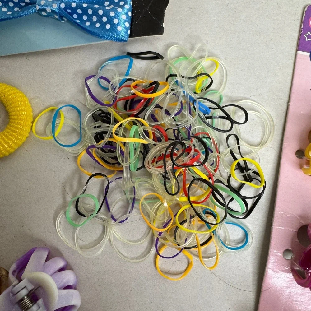 Goody Girls Hair Accessory Lot Claw Clips Bows Elastics Christmas Scrunchie